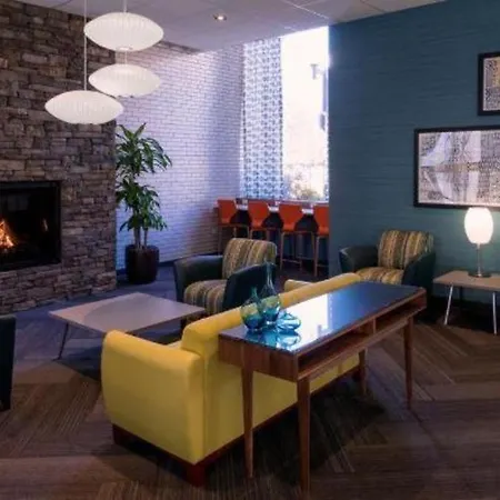 Midtown Hotel